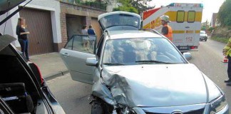 Vermutlich wegen eines schreienden Kleinkindes passierte dieser Unfall