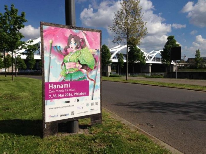 Hanami-Plakate gibt es ab sofort kostenlos, so lange der Vorrat reicht