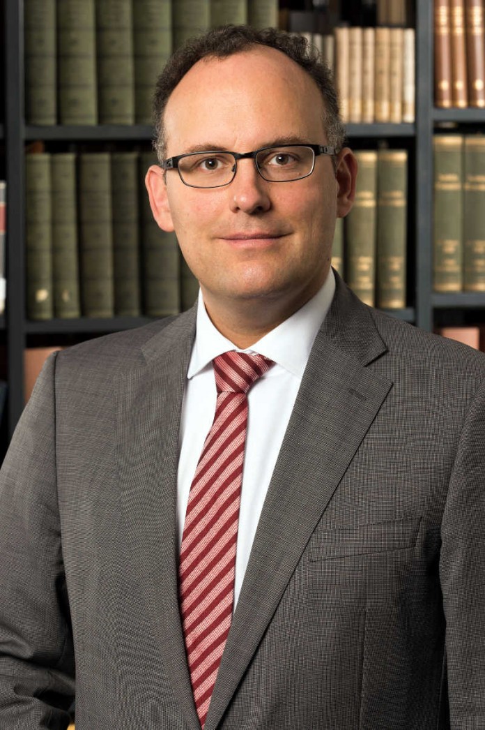 Prof. Dr. Matthias Bäcker