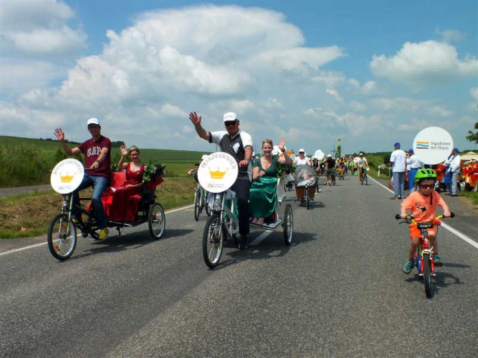 Rotweinkoenigin_RLP_Tag_ Ingelheim präsentiert sich als fahrradfreundliche Stadt Foto: Stadt Ingelheim