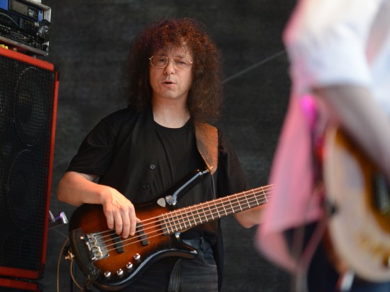 Bassist Doc Kraus (Foto: Helmut Dell)