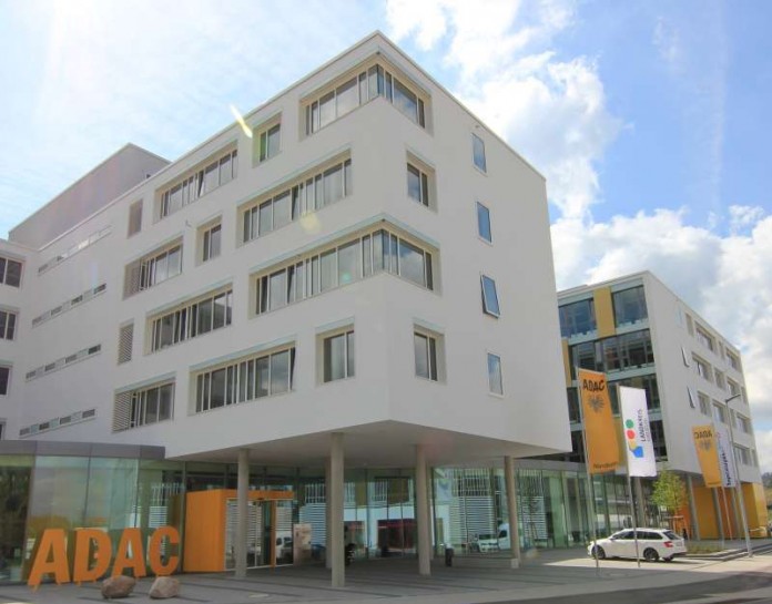 Dienstleistungszentrum ADAC Haus