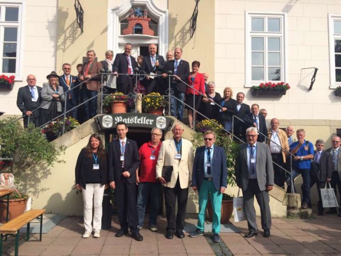 Nächstes Wochenende sind die Neustadts aus Europa zu Gast in der Pfalz. Vergangenes Jahr war die Veranstaltung in Neustadt am Rübenberge.