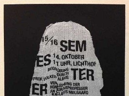 Die Ungewissheit über die Zukunft der Hochschule wurde von HfG-Studentin Simon Schelsky auf dem ausgezeichneten Plakat zur Semestereröffnung mit einer gespenstischen Anmutung dargestellt. (Foto: Simon Schelsky)