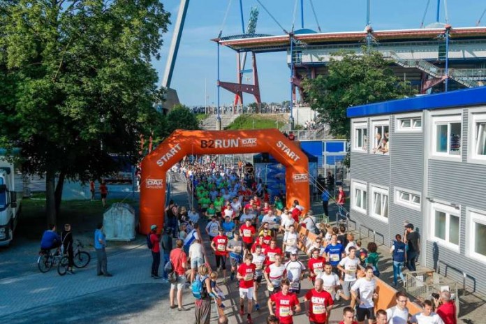 Karlsruhe B2RUN 2016 Start des B2RUN (Foto: B2RUN/Stephan Schütze)