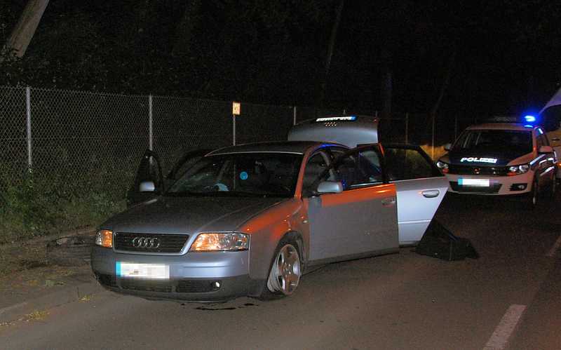 Mit 170 Stundenkilometern durch die Innenstadt. Vier mutmaßliche Einbrecher wurden nach einer Verfolgungsfahrt in Kaiserslautern von der Polizei vorläufig festgenommen.