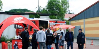 Besucher der Werbeaktion (Foto: Feuerwehr VG Otterbach-Otterberg)