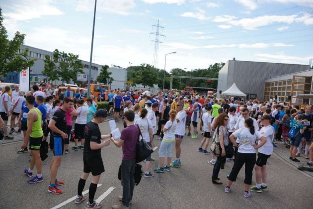 979 Läuferinnen und Läufer waren gekommen (Foto: Holger Knecht)