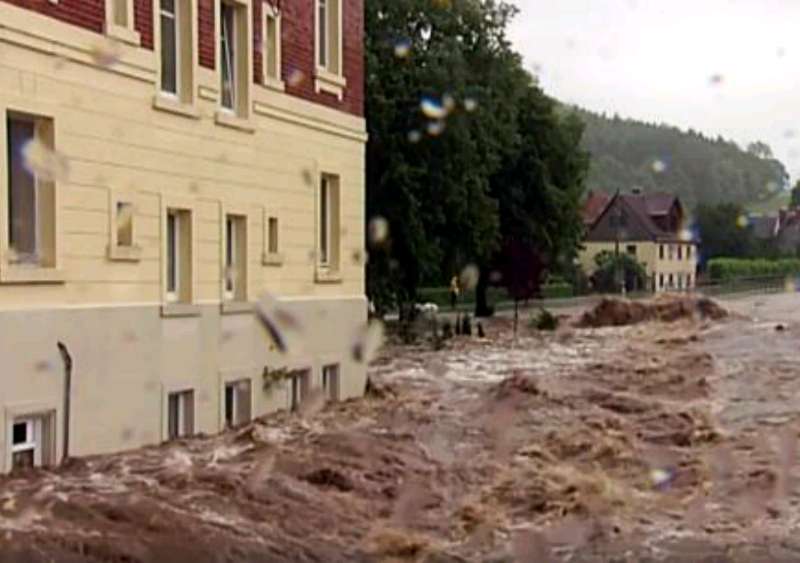 Sturzflut (Foto: BBK)