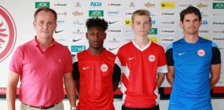 Armin Kraaz (Leiter Leistungszentrum), Marcus Weinhardt, Mischa Häuser, Steffen Winter (Trainer U17) (Foto: Eintracht Frankfurt)