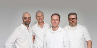 Dr. Christoph Brier, Prof. Dr. Markus Rittmeister, Dr. Dirk Eiwanger und Dr. Patrick Schmitt freuen sich über die Zertifizierung als Endoprothetikzentrum der Maximalversorgung (v.l.) (Foto: St. Elisabethen-Krankenhaus)