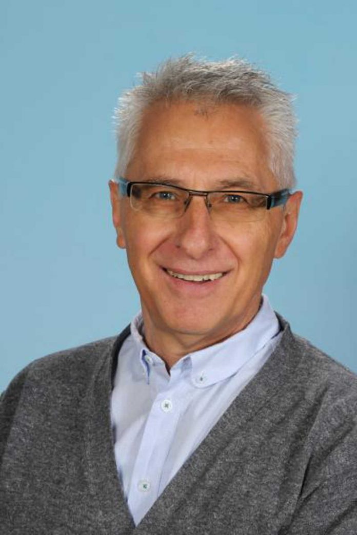 StD Hermann Mühlfriedel (Leiter des Sportzweigs)