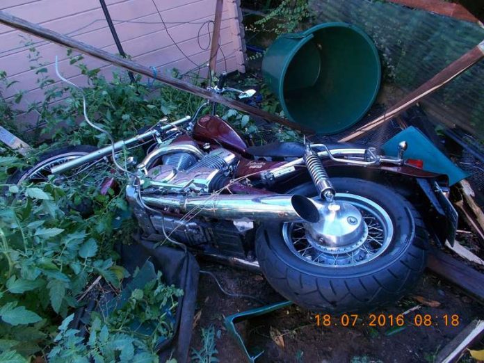 Suzuki Speyer Verkehrsunfall Das Motorrad wurde beschädigt (Foto: PolizeiI