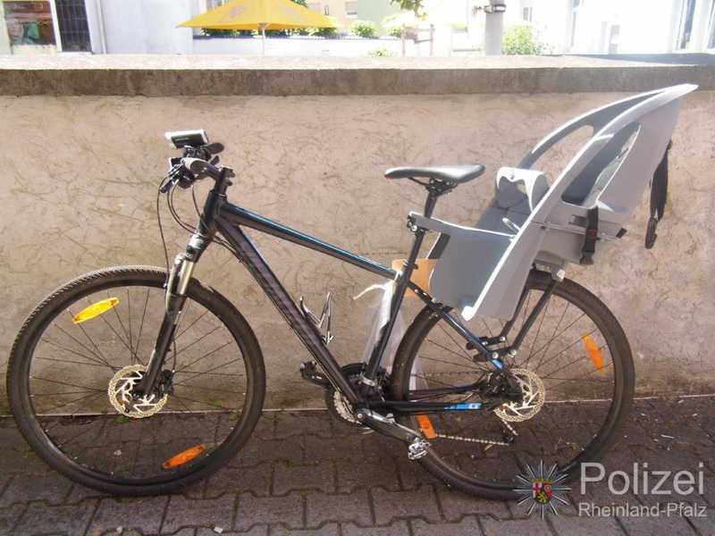 Mountainbike der Marke Specialized