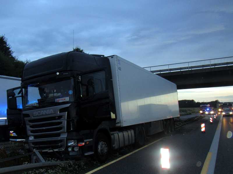 Den Grund für den Unfall kann sich der LKW-Fahrer nicht erklären