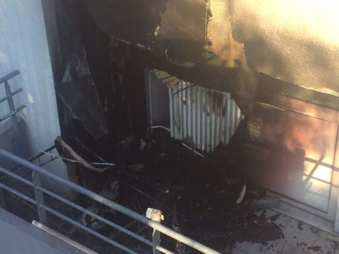 Erneut ereignisreicher Tag für die Feuerwehr Wiesbaden Feuer auf einem Balkon im Stadtteil Klarenthal (Foto: Feuerwehr Wiesbaden)