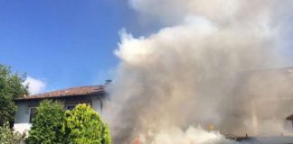 Brand eines Schuppens in Bobenheim-Roxheim (Foto: Polizei Frankenthal)