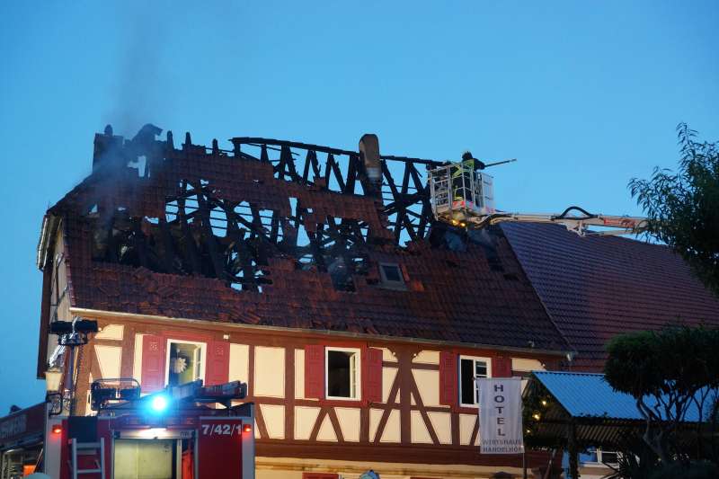 Hausbrand im Mandelring (Foto: Holger Knecht)