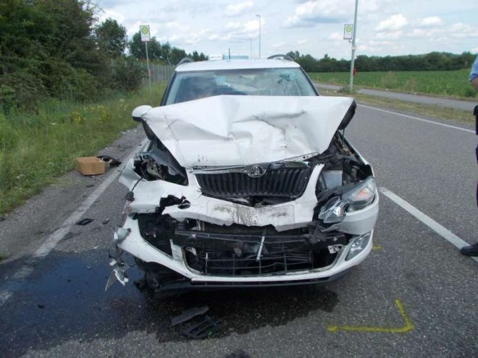 Auffahrunfall (Foto: Polizeiinspektion Wörth)