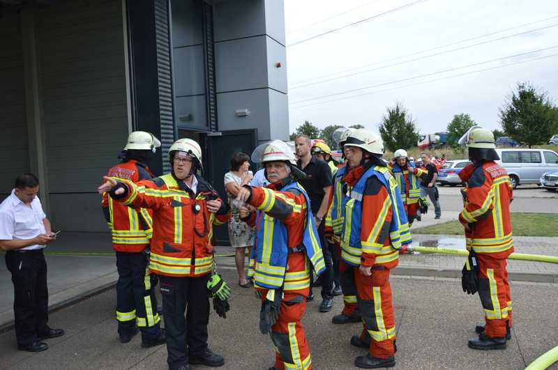 Sollten die Maßnahmen der Firma nicht greifen, steht die Feuerwehr bereit