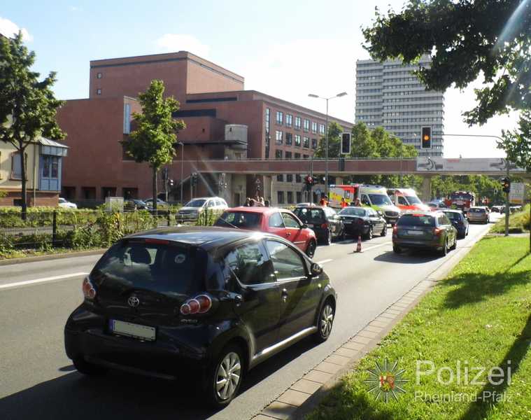 Kaiserslautern: Unfall in der Innenstadt mit mehreren Verletzten