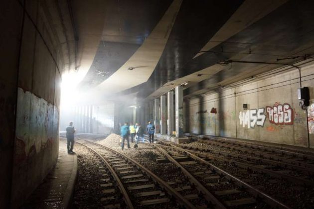 Unterirdische Bahngleise (Foto: Holger Knecht)