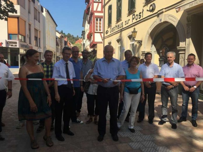 Freigabe des fünften und letzten Sanierungsabschnitts der Hauptstraße (Foto: Stadtverwaltung Neustadt an der Weinstraße)