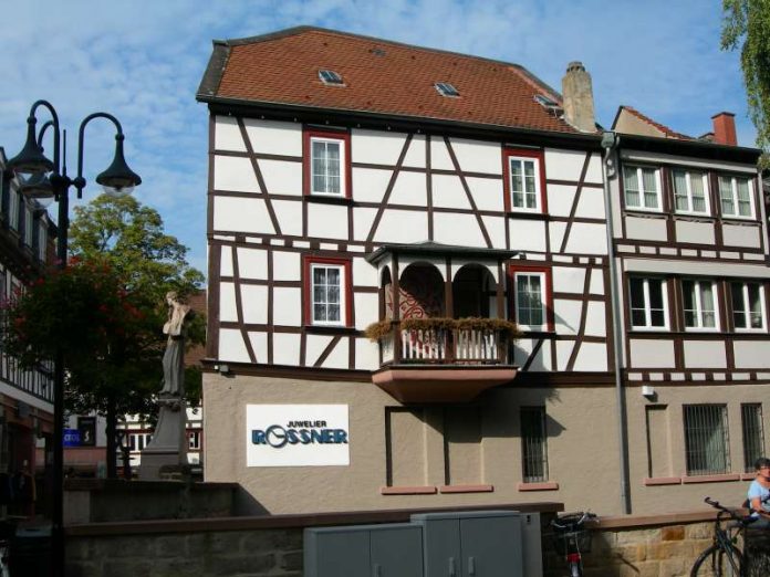 Haus in der Hauptstraße 54 (Mittelbrücke). Haus in der Hauptstraße 54 (Mittelbrücke) - Foto