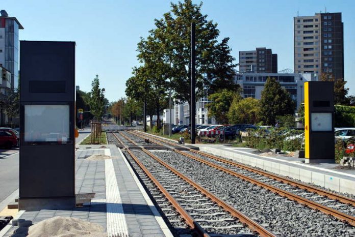 Mainzelbahn auf der Zielgeraden