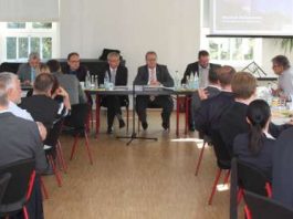 Die jüngste Kreisversammlung des Gemeindetags fand im Jägerhaus in Forst statt. (Foto: Landratsamt Karlsruhe)
