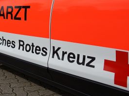 Notarzt DRK Deutsches Rotes Kreuz Rettungsdienst Symbolbild