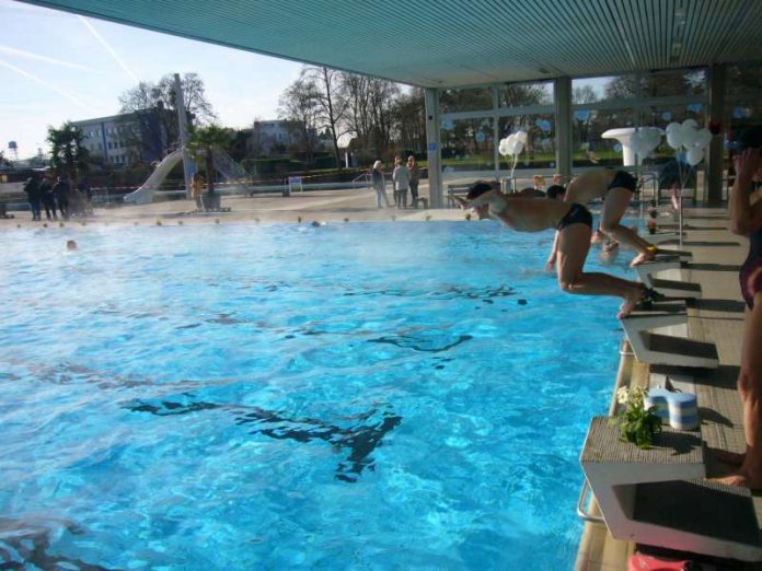 Das Karlsruher Sonnenbad wird zum 15.Mal Schauplatz des 12h-Schwimmens sein (Foto: Hannes Blank)
