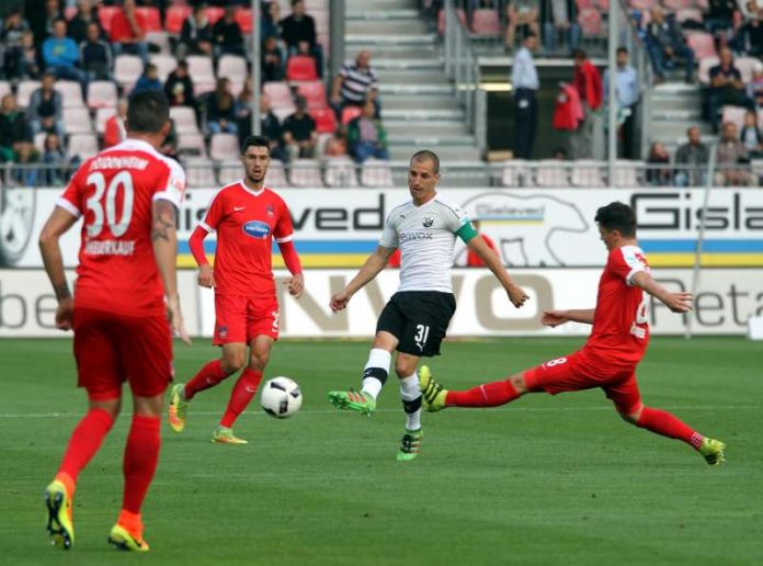 Strebt im Zweitliga-Team des SV Sandhausen gegen Dynamo Dresden am Freitag den zweiten Saison-Sieg an: Kapitän Stefan Kulovits. (Foto: SV Sandhausen)