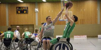 „Not in my house! Mit Teamplay und guter Defense, wie hier Sven Eckhardt vergangene Saison gegen die Skywheelers 2, wollen die Rolling Chocolate Heidelberg vor eigenem Publikum im SZ Süd erfolgreich in die Saison starten. (Foto: Dominik Borg)