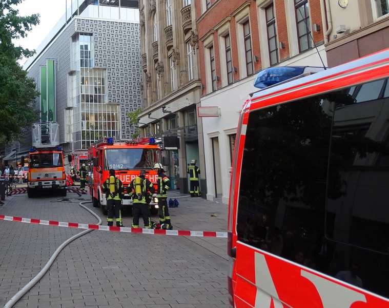 Brand in einem Kleidergeschäft in Wiesbaden