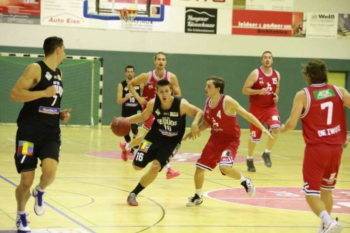 Luka Drezga war der überragende Akteur beim Auswärtssieg der GEQUOS Luka Drezga war der überragende Akteur beim Auswärtssieg der GEQUOS (Foto: KIT SC GEQUOS/Denny Möller)