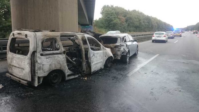 Der schwere Verkehrsunfall sorgt aktuell für Behinderungen auf der BAB