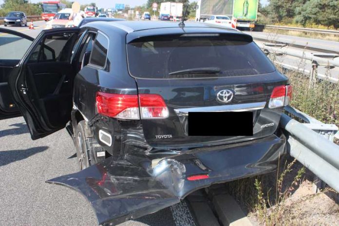Unfallbeteiligtes Fahrzeug Unfallbeteiligtes Fahrzeug