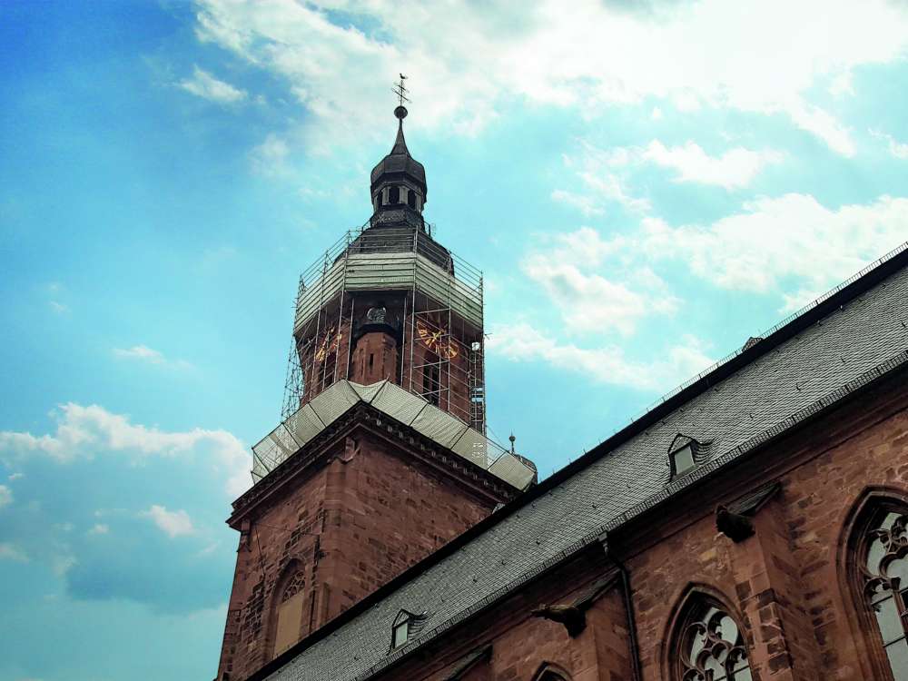 Beim Tag des offenen Denkmals laden viele Baudenkmäler zu Streifzügen in die Vergangenheit ein – darunter zum Beispiel die Heiliggeistkirche. (Foto: Stadt Heidelberg)