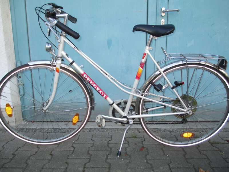 Damenfahrrad der Marke Peugeot