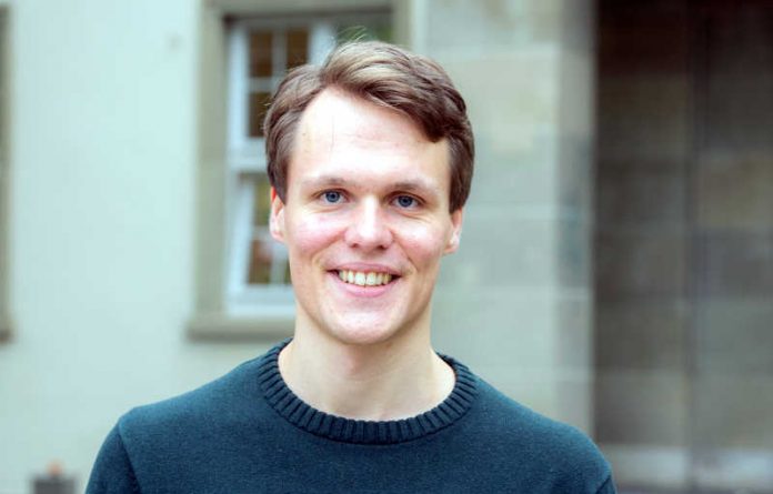 Dr. Martin Brüggemann Dr. Martin Brüggemann