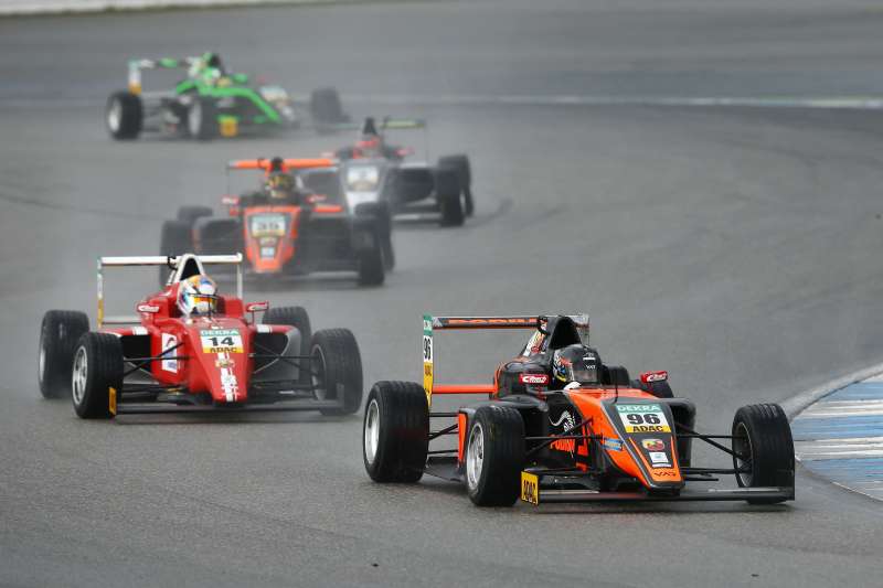 Zweiter Sieg in Hockenheim für Joey Mawson vor Thomas Preining (Foto: ADAC Motorsport)