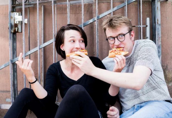 Probenfoto mit Lea Wittig und Stefan Wunder (Foto: Annemone Taake)