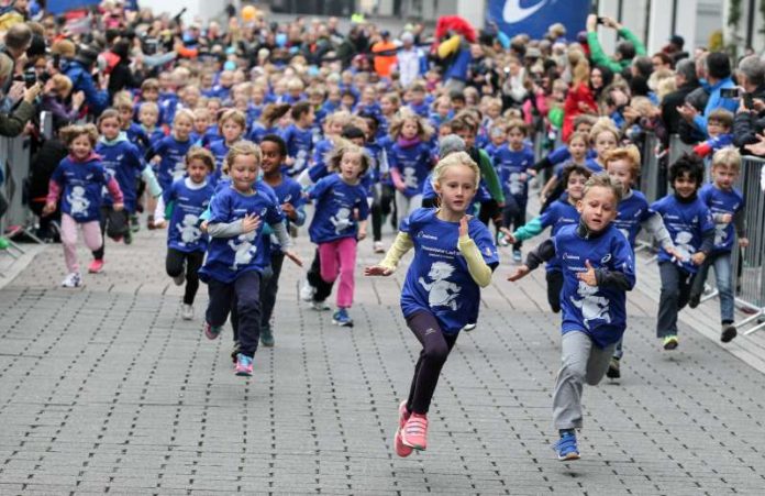 Frankfurt Marathon 2015, Brezellauf, Struwwelpeter-Lauf (Foto: Mainova Frankfurt Marathon)