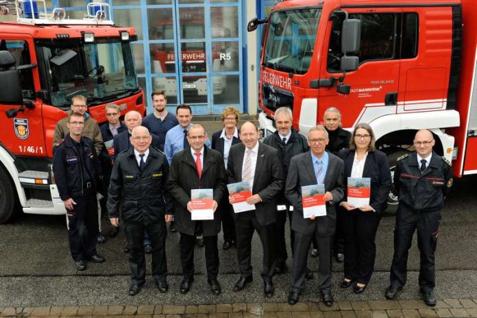 Präsentation der Störfallbroschüre. (Foto: Stadt Ludwigshafen)