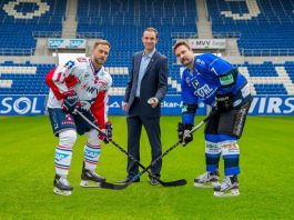 Marcus Kink #17 / Adler , Daniel Hopp, Sascha Goc, Promo DEL Wintergame 2017, DEL Eishockey Adler Mannheim 2016 / 2017, (Foto: AS Sportfoto / Soerli Binder)