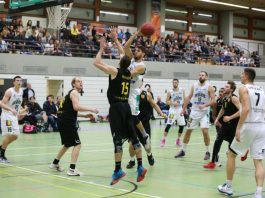 Miguel Cardoso bedient Elnis Prasovic (Foto: KIT SC GEQUOS/Denny Möller)
