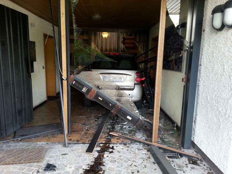 Der entstandene Schaden dürfte mehrere tausend Euro betragen. (Foto: Polizei)