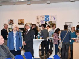 Ausstellungseröffnung im MVB-Forum (Foto: Mainzer Volksbank eG)