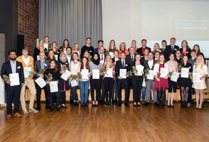 die-preistraeger-des-deutschlandstipendiums-2016-foto-robin-staedtler